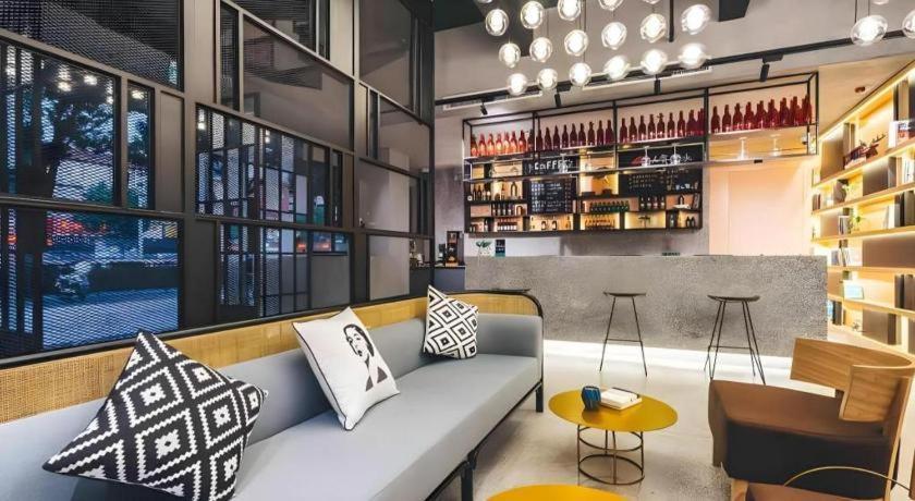Atour X Pudong Airport Chuansha Resort 4*